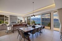 Q by the Lake Aspen Grove Stunning Views - Chambres d'hôtes Queenstown