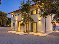 Roc Villa Castiglioncello - Private Villa with 2 Beaches and Park - Bed and Breakfast Castiglioncello