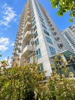 Family-Friendly Abreeza Stay with City Views - B&B Davao City
