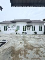 Homestay Puteh - B&B Kuala Terengganu