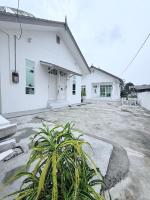 Homestay Puteh - B&B Kuala Terengganu