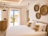 Suite mit Poolblick