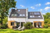 Wellness-Ferienhaus "Löwenzahn" mit Sauna, Kamin & Terrasse - ruhig am Ostseewald in Zingst - B&B Zingst