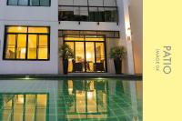 Pool Access 2 BDR Stylish Condo - B&B Ban Kamala