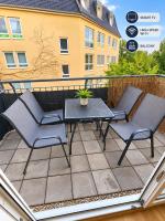 Modern Comfort Two Bedroom Apartment with Balcony - B&B Dresden