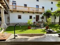 Vila Kobdilj 1835 - Unique Stay in Karst Stone Villa - Chambres d'hôtes Štanjel