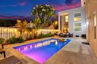 Spacious 5BR Villa with Pool and Fire Pit Retreat - Ferienwohnung Hollywood