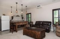 Pinnacle Apt Close to The Best Mall and Trails - Ferienwohnung Rogers