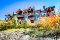 Luxurious Equinoxe Ski-in/Ski-out - B&B Mont-Tremblant