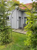 Boende med hotellkänsla i populära Skrea, Falkenberg - B&B Falkenberg