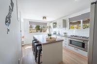 Relax at Jollie-Cozy 3-Bedroom Home, Central Twizel - B&B Twizel