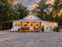 King Suite & Bunkhouse - Deer Camp - WiFi - Grill - B&B Free Springs