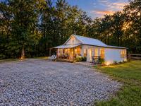 King Suite & Bunkhouse - Deer Camp - WiFi - Grill - Ferienwohnung Free Springs