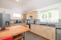 3 Bed Contractor House - B&B Rugby