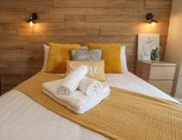 Modern & Cosy 1-Bed -Near town & Hospital -Parking - B&B Eastbourne