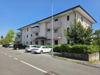 Casa Raut - Spacious 2-Bedroom or 3-Bedroom Apartment near Pordenone and Aviano - Quiet Area - Chambres d'hôtes Cordenons