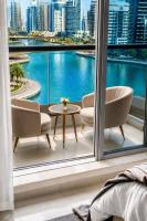 Luxury Waterfront Apartment - Center of Dubai Marina - B&B Dubai