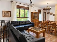 Casa rural Molino Jaráiz Ideal Familias y Grupos 8 Pax Terraza sobre el Río Tus - Chambres d'hôtes Yeste