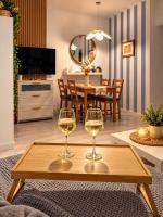 Apartament Etna Kołobrzeg - 2 pokoje, balkon, 450 m do plaży, port i molo, self check-in - B&B Kołobrzeg