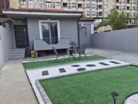 Modern Home with Private Yard and Parking - Chambres d'hôtes Skopje