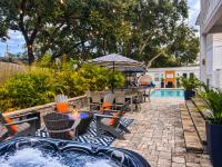 Luxury Beach Home - Sauna Pool Spa Games Cart - Bed and Breakfast Saint Augustine