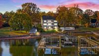 Huge Dock 8BR Sleeps 22 Game Room Movie Theater - B&B Denver