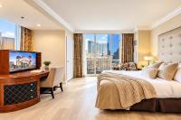 7th-Floor 1BR Suite, MGM Signature Strip Balcony, No Resort Fee - B&B Las Vegas
