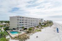 Gulf-Front 3BR with Huge Balcony, Pool and Private Garage - B&B Clearwater Beach