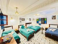 Superior Family Room
