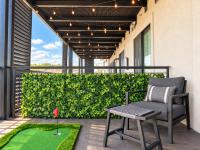 The Nomad Domain Rolex Building - B&B Austin