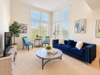 3 Bedrooms Apt with Pool ,GYM - B&B Irvine