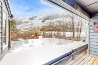 Three-Story Slopeside Townhome w Brand New Jetted Tub - Ferienwohnung Girdwood