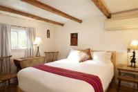 Taos Goji Farm & Eco-Lodge Retreat - B&B Arroyo Seco