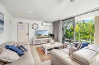 Beautiful Apt in Luxe Beachside Noosa Resort - B&B Noosa Heads