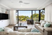 Breezy Beach Haven - Ocean Views & Roof Top Deck - B&B Sunshine Beach