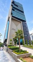 Luxury 1BR I 16th Floor Margalla Hills View I Mall of Islamabad Iconic Tower I Near Centaurus & Faisal Masjid - Ferienwohnung Islamabad