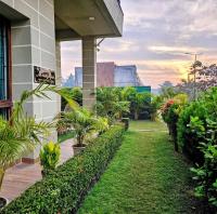 Meerah Mahal Entire Luxurious Aqua Golf Villa 32 - B&B Calcuta