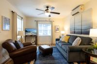 New & Blue - 2 blocks to the beach - Bed and Breakfast Pompano Beach