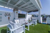 Luxury Penthouse with private Rooftop Terrace, Pool, Punta Prima, Torrevieja - Chambres d'hôtes Torrevieja