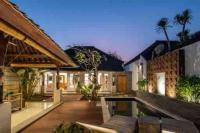 2 Bedroom Villa with private Pool in Seminyak Bali with BBQ - Bed and Breakfast Seminyak