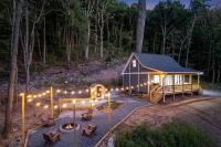 New Built Private Cabin Hot tub Sauna Fire pit - B&B Detrick