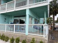 Salty Pelican at Park Place Condo 121 - B&B Cedar Key