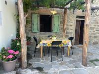 Castagneto di Savorniano, Il Trebbio - Bed and Breakfast Falciano