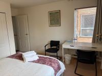 As You Wish Suites & Rooms Near YVR with Parking - Chambres d'hôtes Richmond