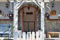 Roots & Rustle homestay - B&B Kufri