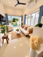 Golden Hour Villa Private Pool & Billiards - B&B Choeng Mon Beach