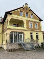 Ferienwohnung direkt am Kurpark mit Gradierwerk Solestadt - Chambres d'hôtes Bad Dürrenberg