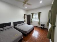 Ipoh Cozy Homestay for 10-13pax - Bed and Breakfast Ipoh