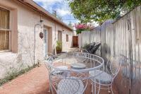 Great Walkable Location! Tucson Studio Stay - B&B Tucson