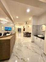 Royale 3BHK with Parking in Madhapur 1S - B&B Hyderabad